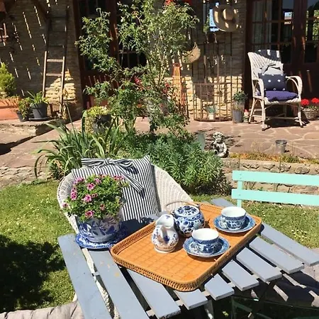 Au Fil De L'eau Couette-café *